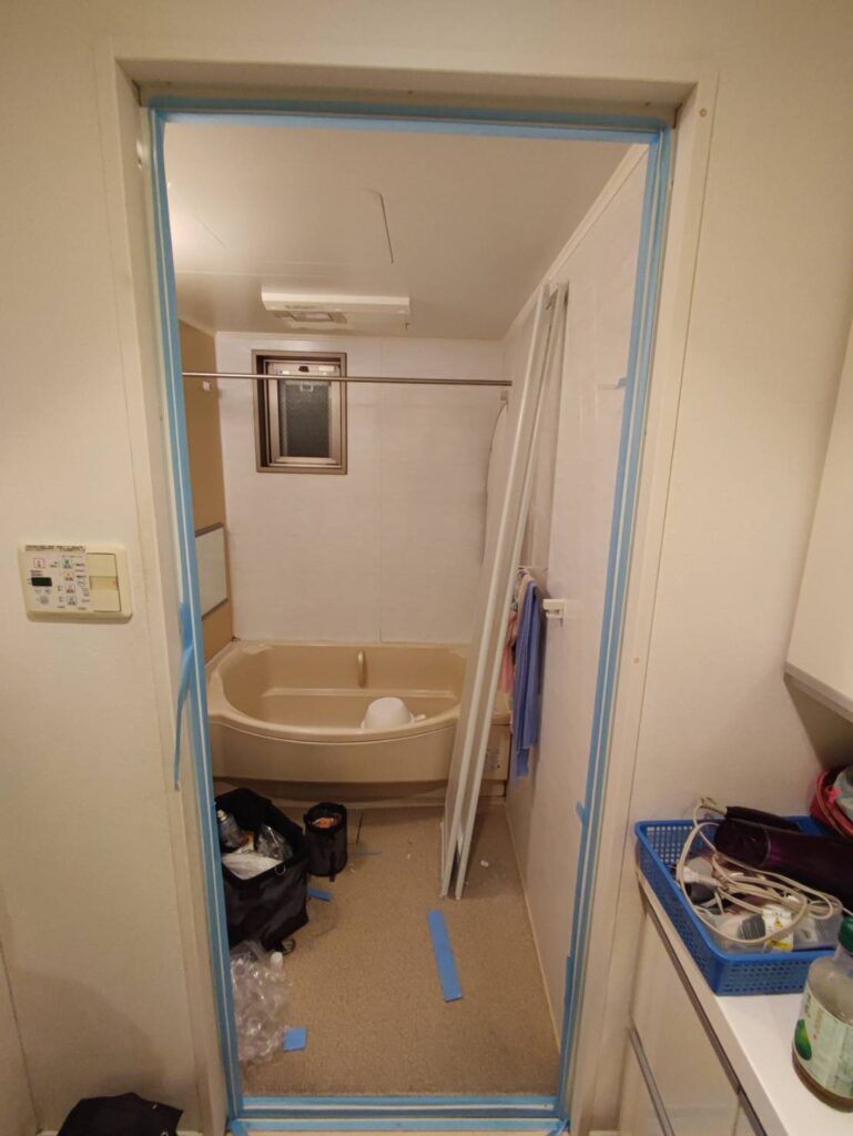 アタッチメント工法シーリング作業