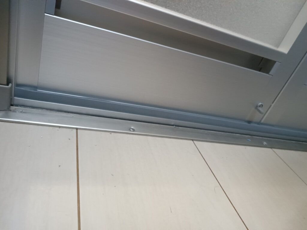 換気ガラリ