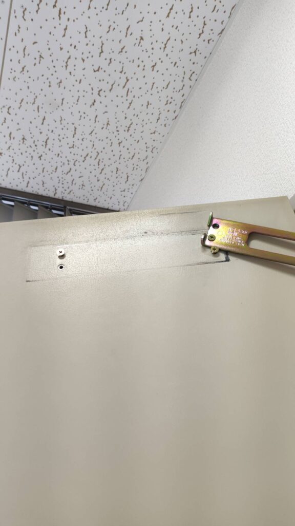 ドアクローザーの取り外し